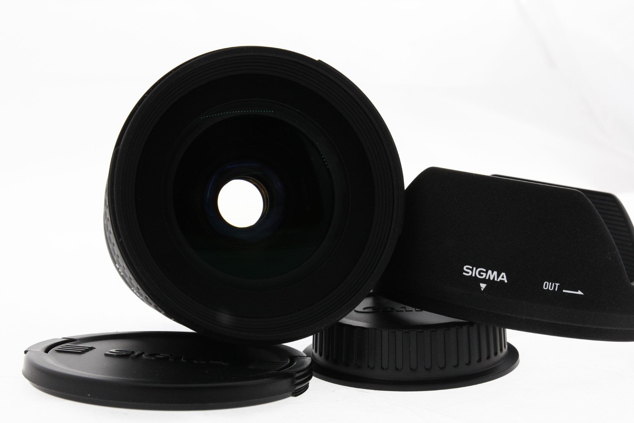 Sigma 28mm f/1.8 EX DG Full-Frame pro Canon