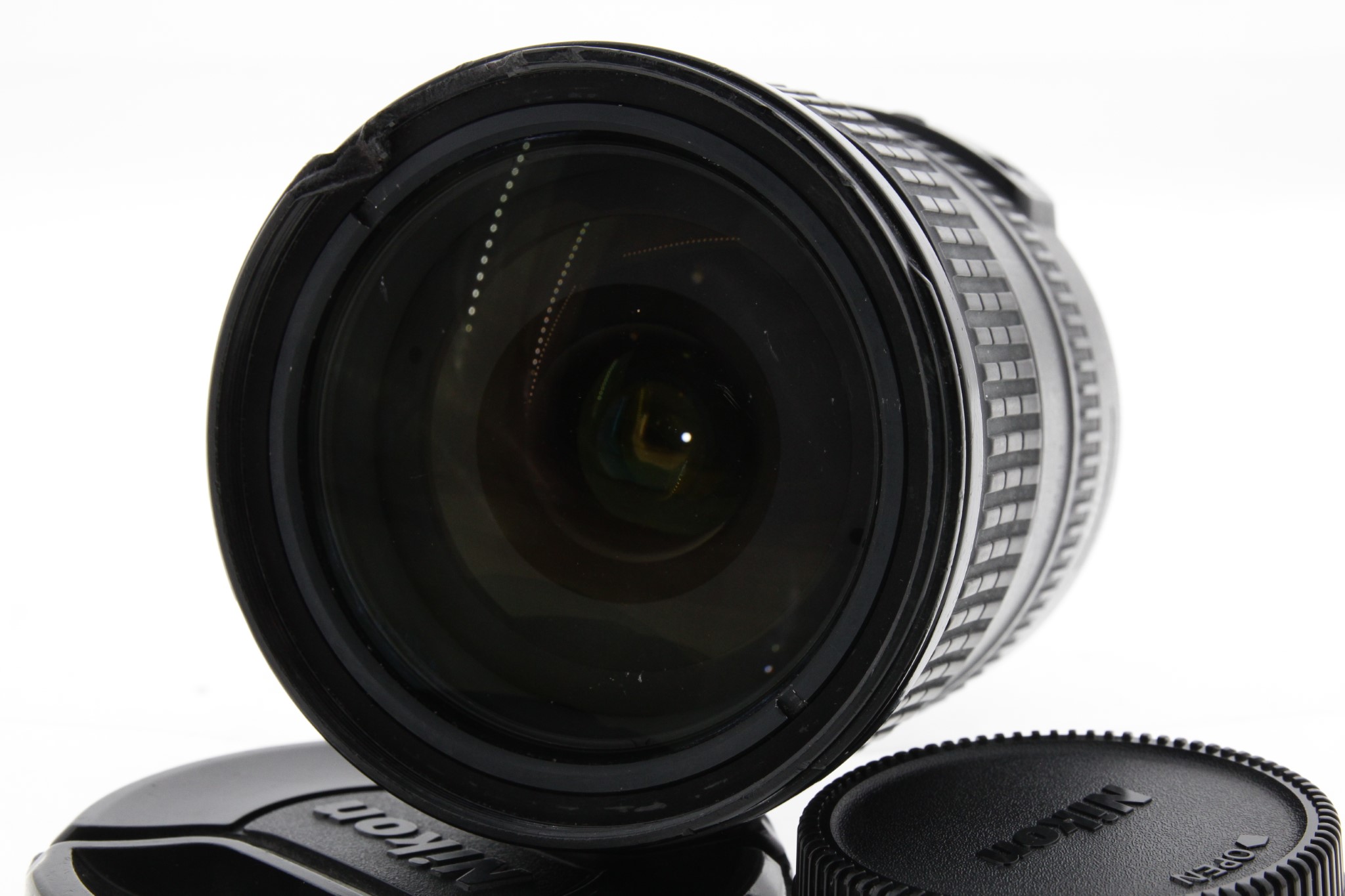Nikon 18-200mm f/3.5-5.6G AF-S G ED poškozené