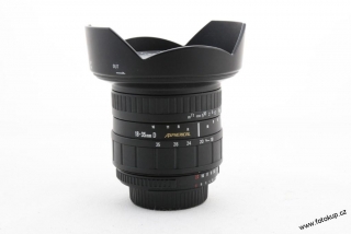 Sigma 18-35mm f/3.5-4.5 D full-frame pro Nikon