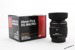 Sigma 50mm f/2.8 DG Makro full-frame pro Nikon