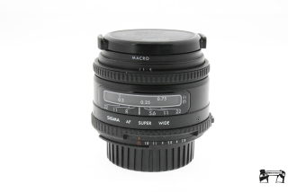 Sigma 24mm f/2.8 Makro full-frame pro Nikon