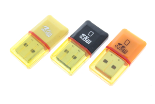 Čtečka paměťových karet Micro SD víc barev