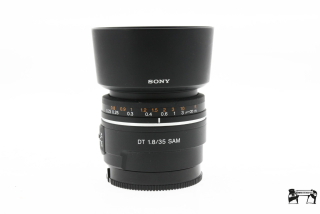 Sony 35mm f/1.8 SAM DT